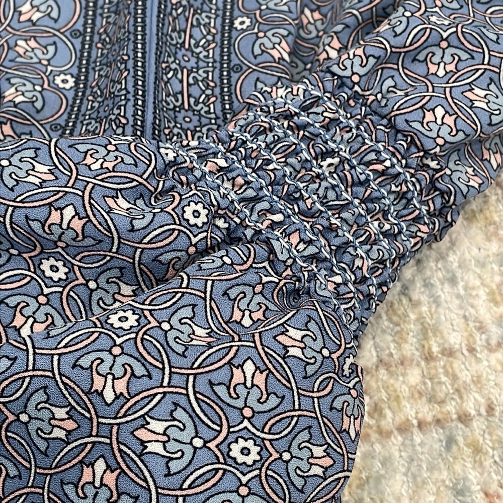 Max Studio blouse - Picture 8 of 11